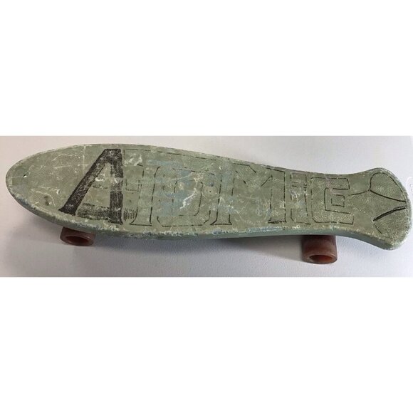 Vintage ATOMIC 1970' Blue Sturdy Ribbed Plastic Heavy Duty Skateboard 25.5''🩵 - Picture 3 of 5